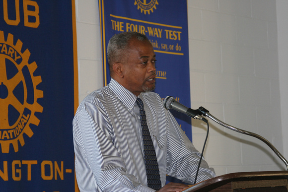 City Manager Sterling Cheatam Speak at Rotary
