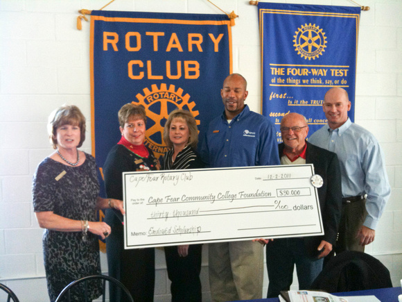 A $30,000 Gift to CFCC Foundation